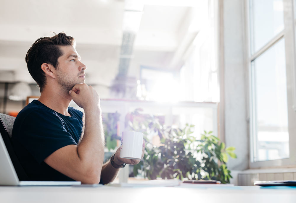 Man wondering it her needs to repalce his windows